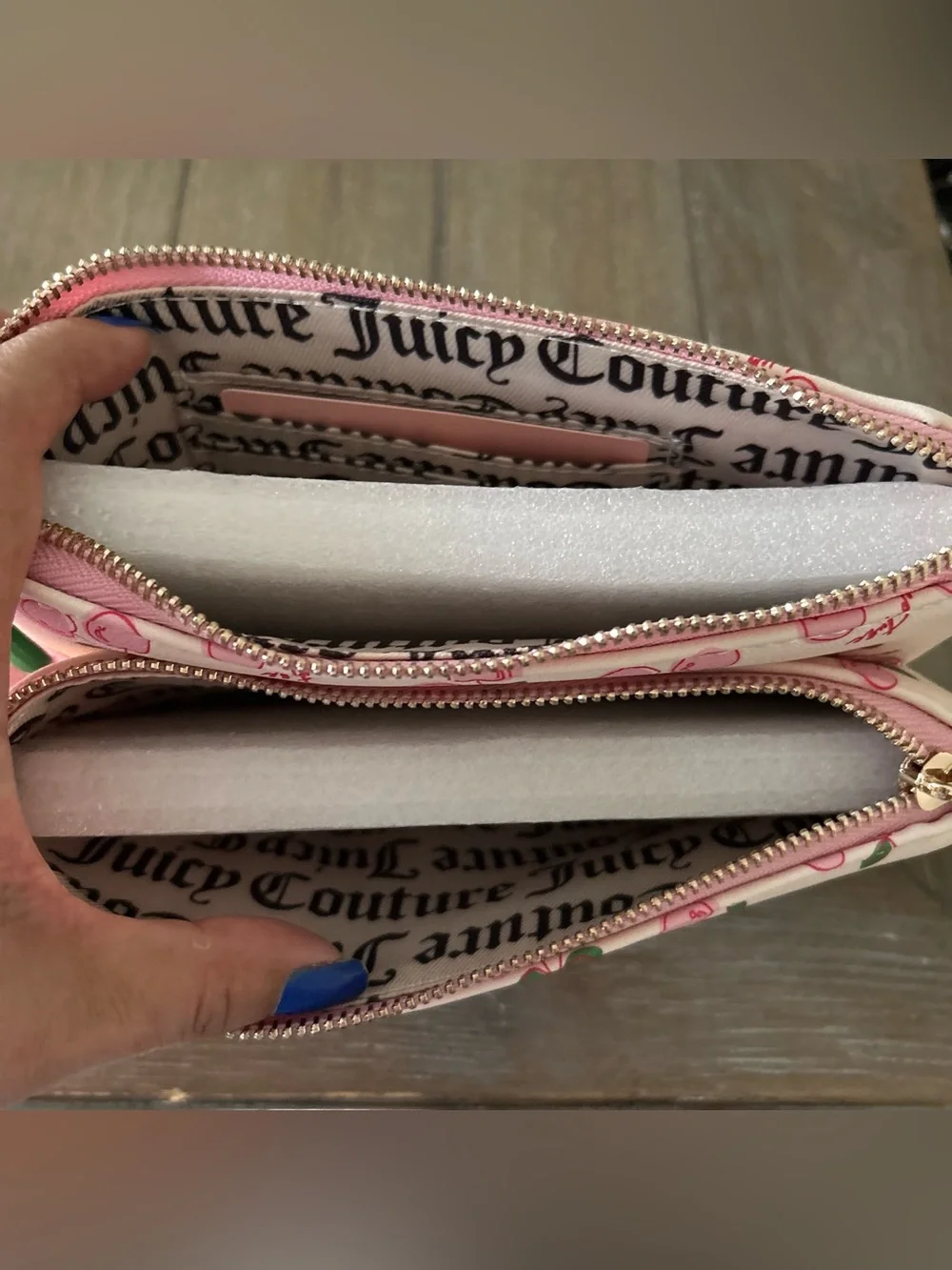 NWT Juicy couture Pink Cherry Print Double Zip Wristlet wallet